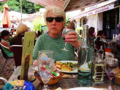 On the days that Margaret and I work all day on site we take our lunch break in Brantome - a workers lunch - omelette and glass of wine.